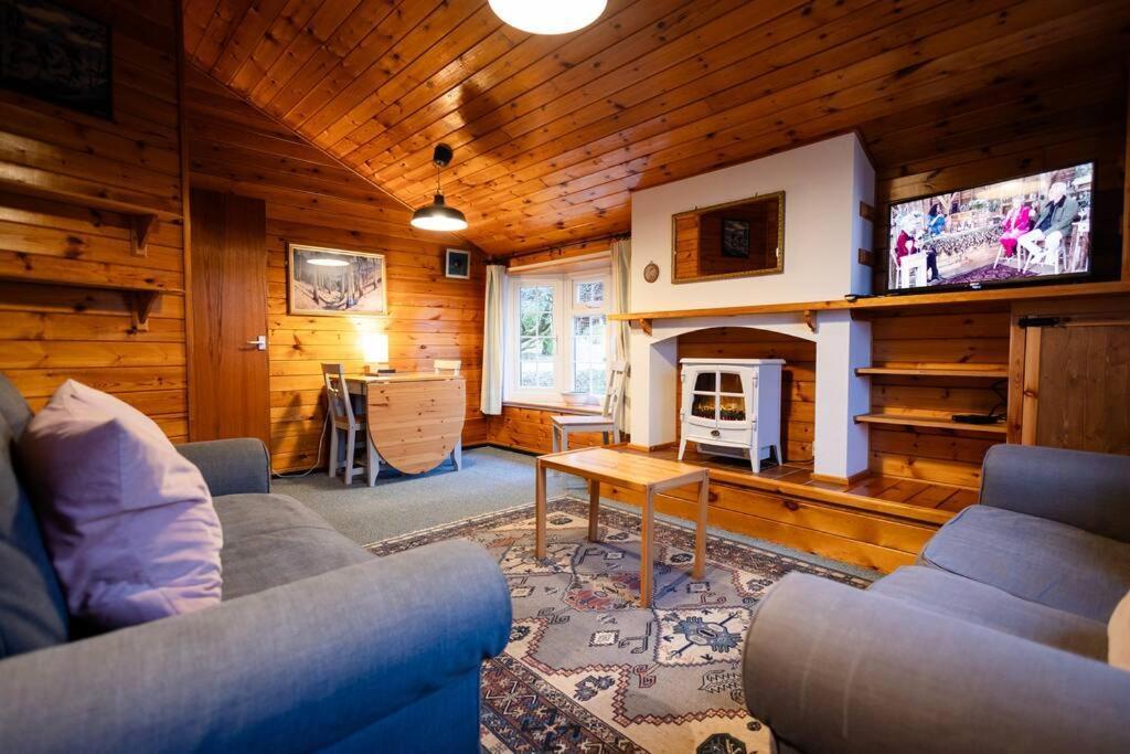Cozy Norwegian Style Log Cabin In Rural Snowdonia - 2 Bedrooms & Parking By Seren Short Stays Ffestiniog Exteriér fotografie